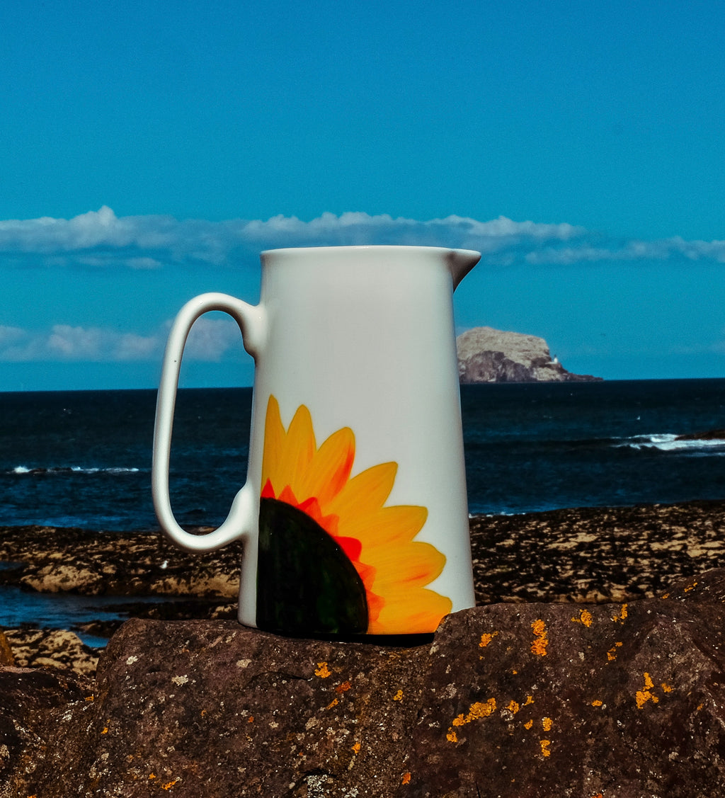 Sunflower Medium Jug 2 Pint